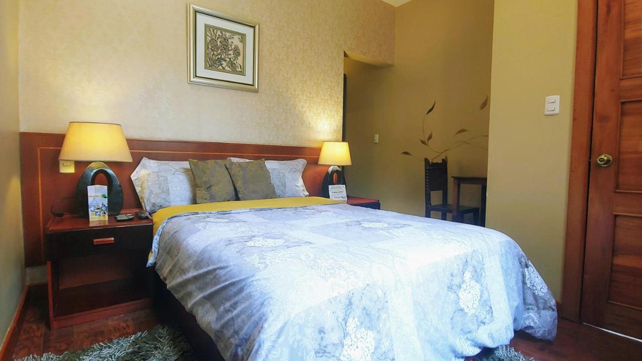 Pepe'S House Cuenca I Hotel & Boutique Hostel Buitenkant foto