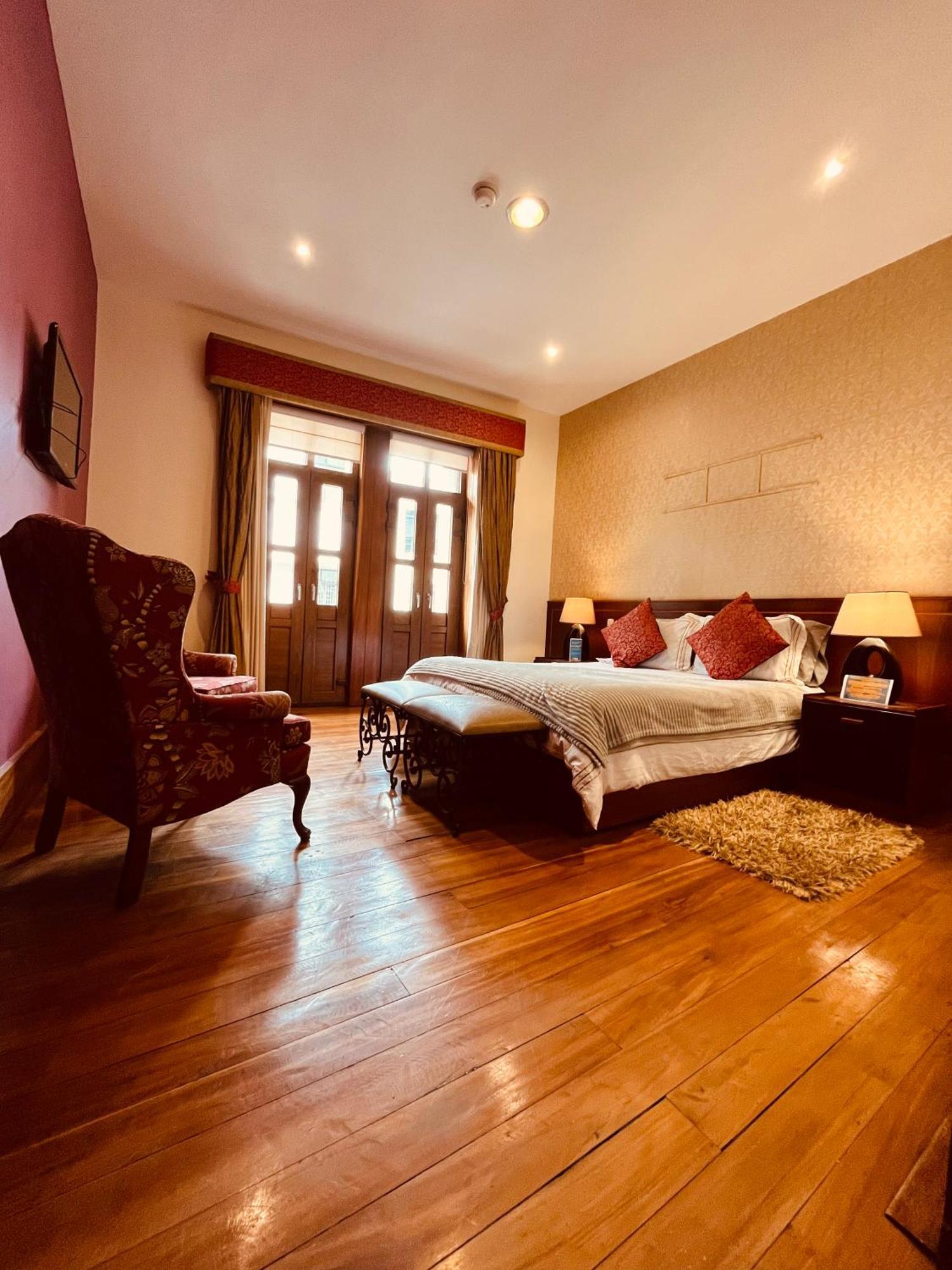 Pepe'S House Cuenca I Hotel & Boutique Hostel Buitenkant foto