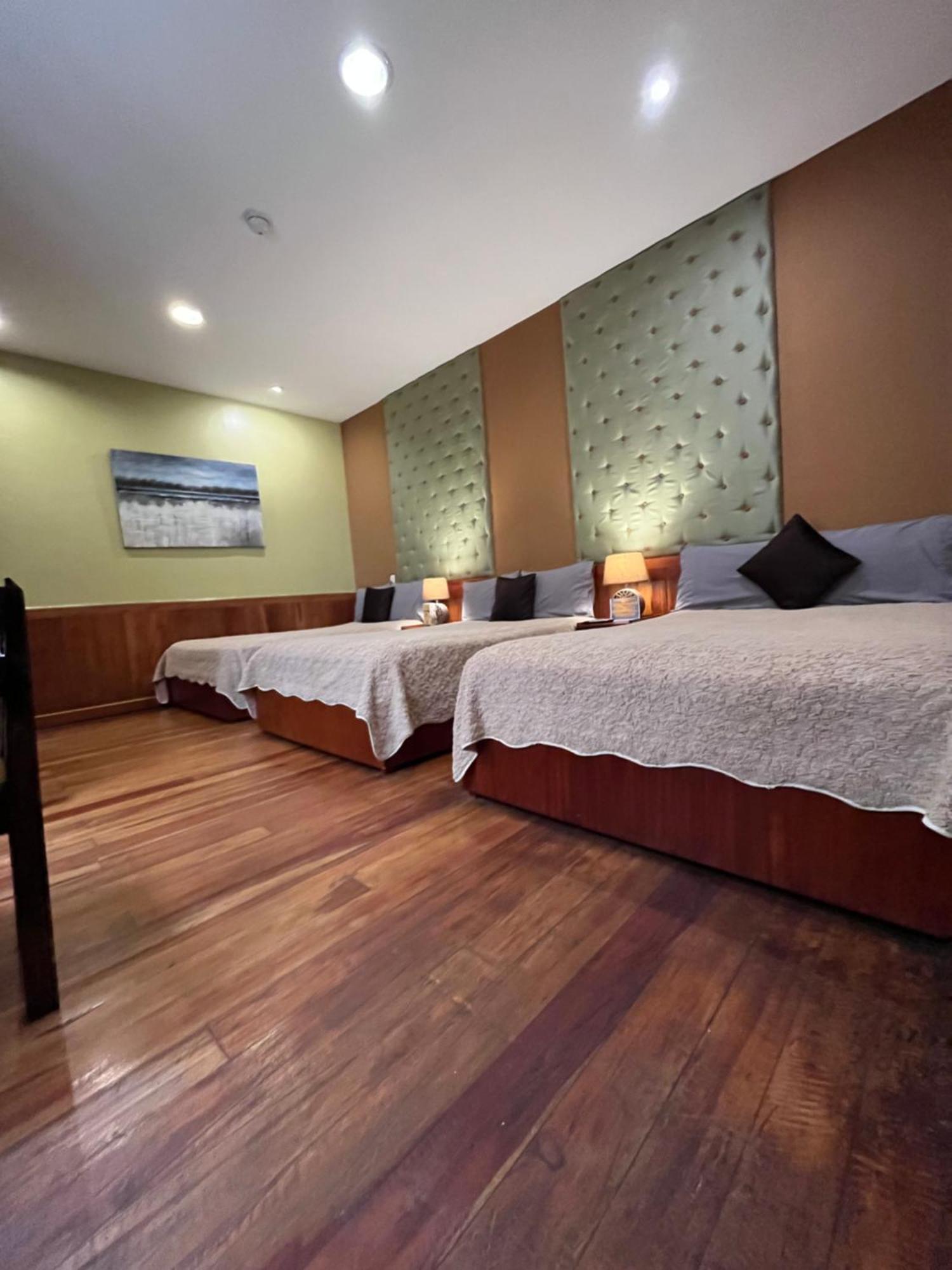 Pepe'S House Cuenca I Hotel & Boutique Hostel Buitenkant foto